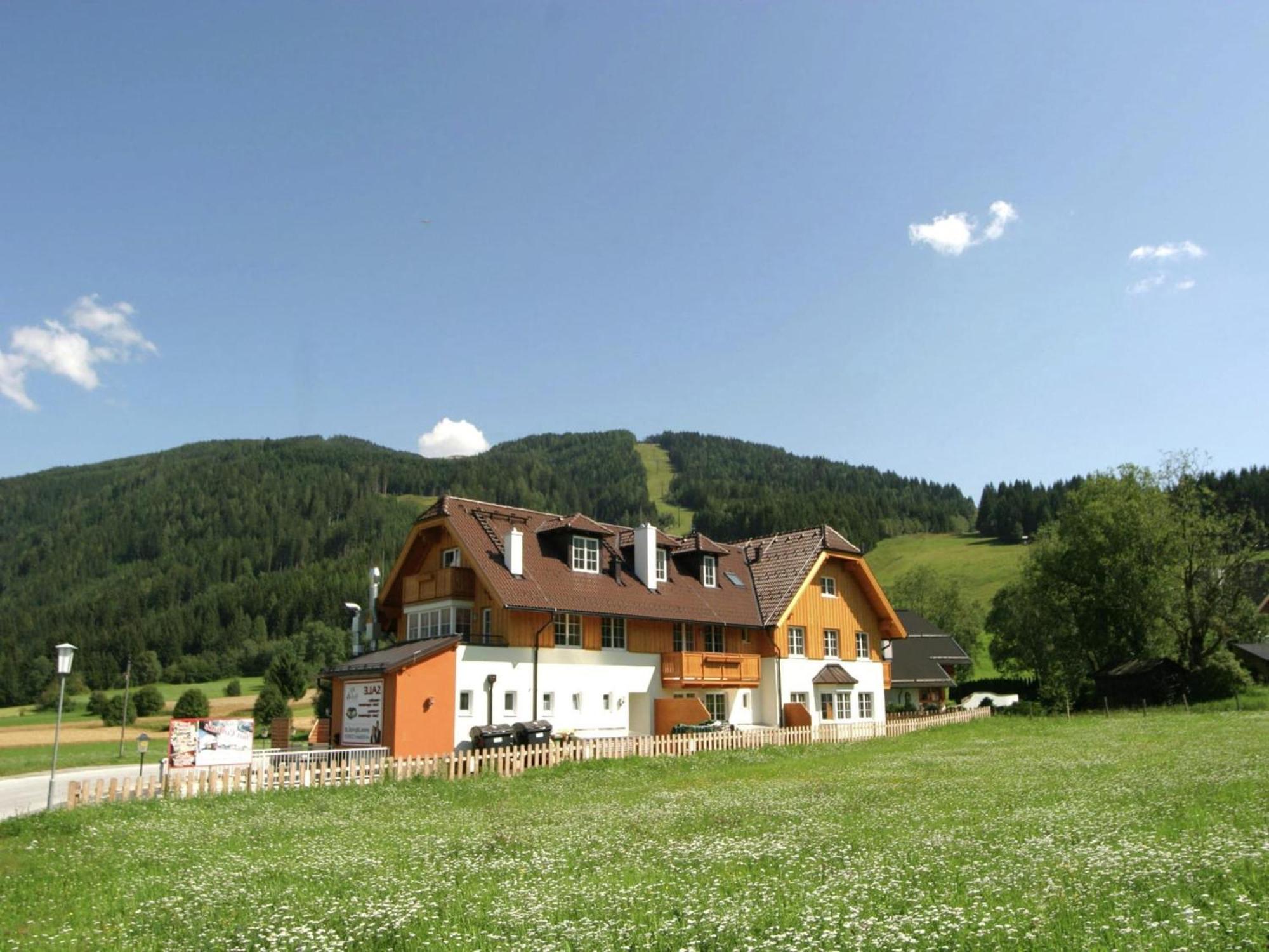 Modern Apartment in Sankt Margarethen near Ski Area Sankt Margarethen im Lungau Exterior foto